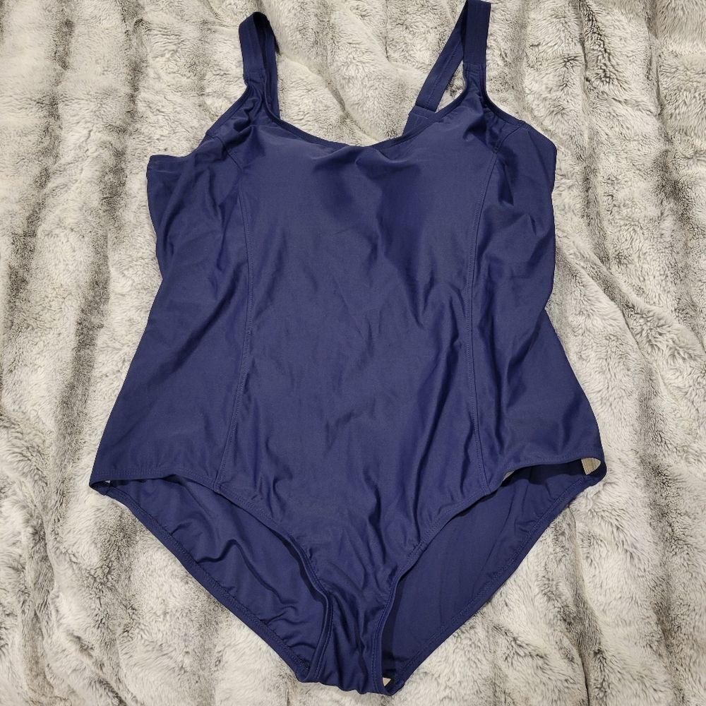 Swim 365 one piece navy plus size, sz 24W